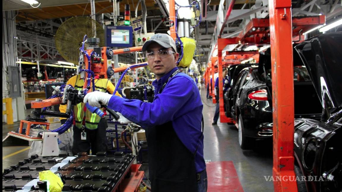 Inicia primera carrera dual para ingenieros automotrices en México