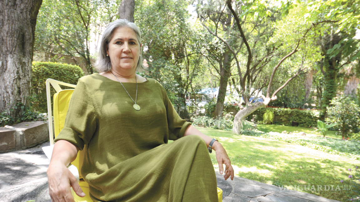 Saltillo reconoce la trayectoria cultural de Teresa Rodríguez
