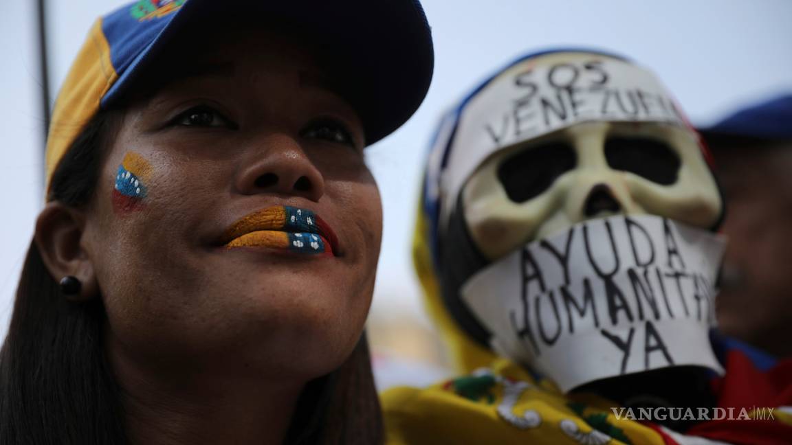 $!Los venezolanos salen a las calles de todo el país para exigir la renuncia de Nicolás Maduro