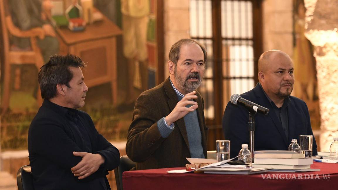 Villoro, Cervantes y Palomo: Desde la novela dialogan sobre la poesía