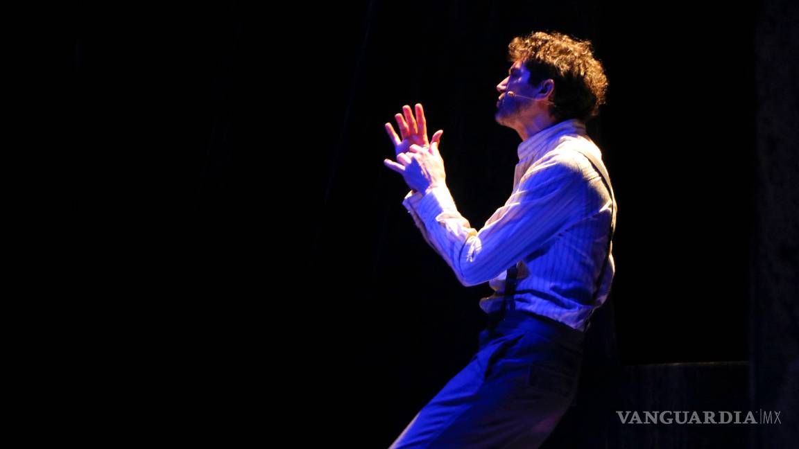 $!Cautiva Benny Ibarra a Saltillo con su monólogo