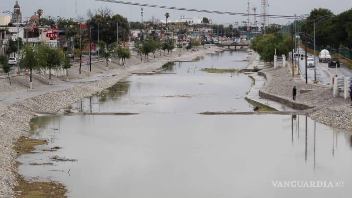 $!Autoridades se mantienen atentas a las zonas donde suele acumularse el agua.