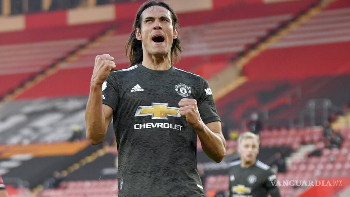 Manchester United consigue gran remontada de la mano de Cavani