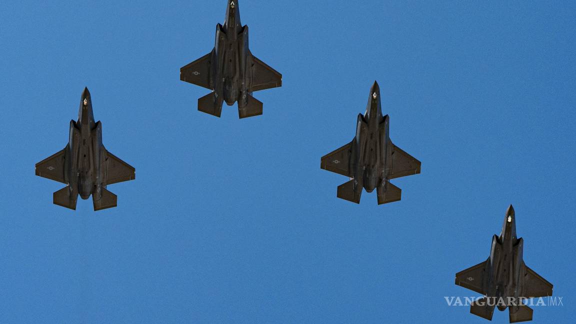 $!El Pentágono envió el viernes 10 cazas furtivos F-35 a Puerto Rico para disuadir de más sobrevuelos venezolanos.