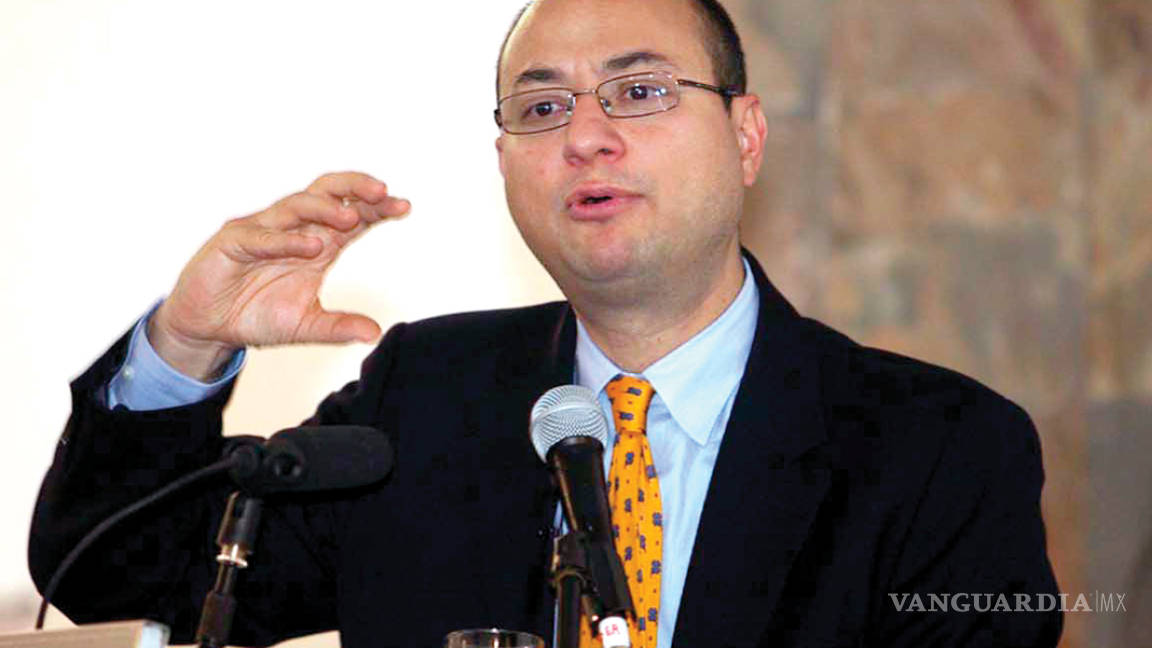 $!Ricardo Anaya es más peligroso para el sistema que AMLO: Silva-Herzog