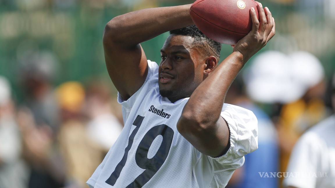 Smith-Schuster, el joven líder de 22 años de los Steelers de Pittsburgh