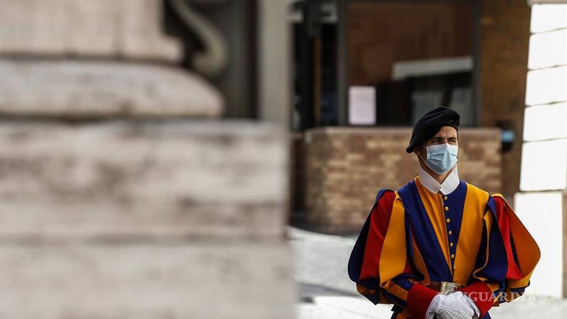 $!Basílica San Pedro es sometida a una inédita desinfección para su reapertura