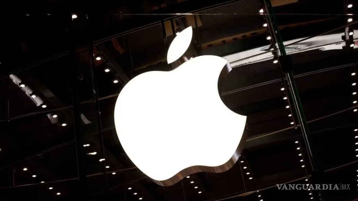 Acciones de Apple caen tras presentación del nuevo iPhone 15