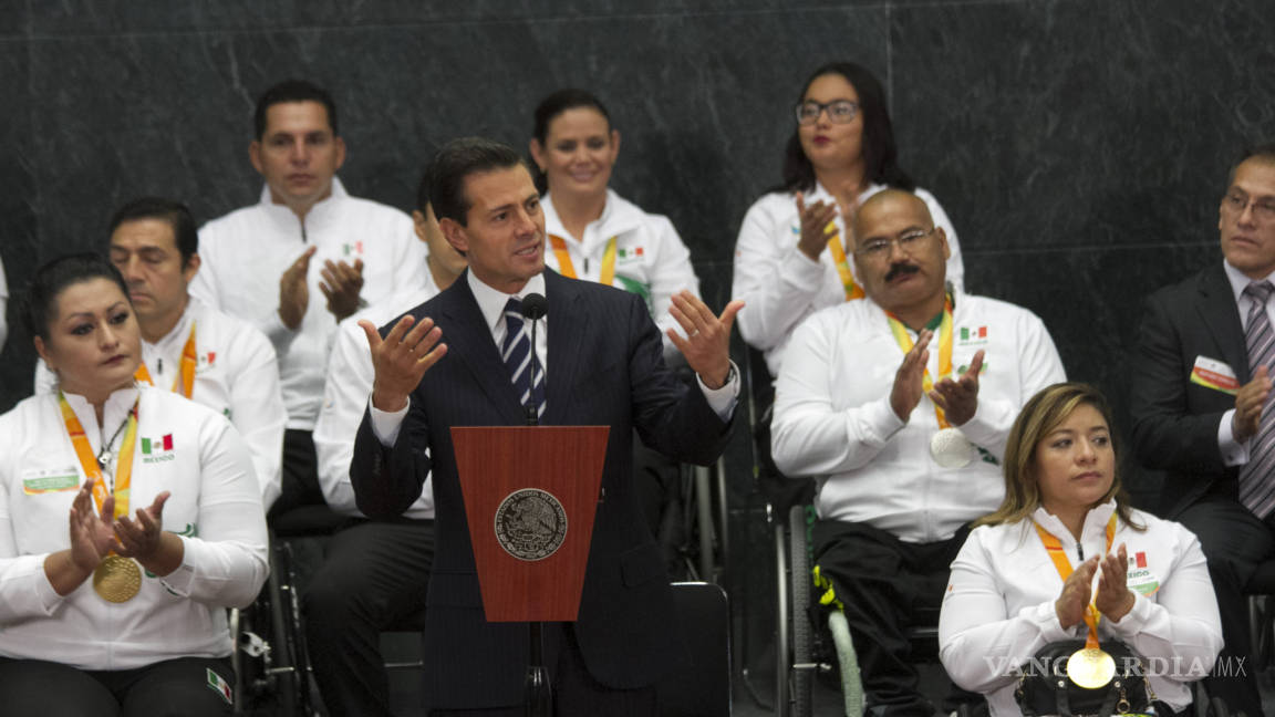 Peña Nieto promete más recursos para atletas paralímpicos