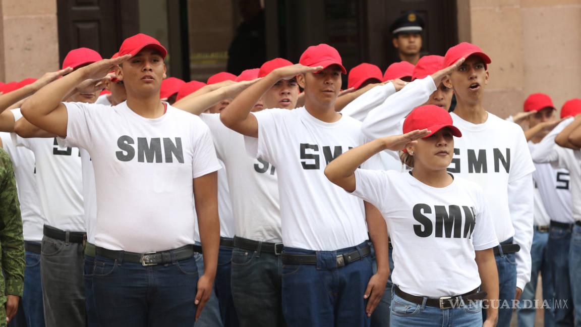 ‘Sí, protesto’: conscriptos juran a la Bandera