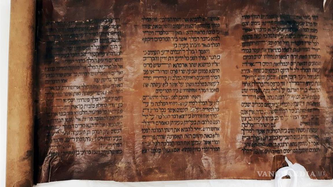 Biblioteca Nacional de Israel añade a su colección un pergamino sefardí con el libro de Esther