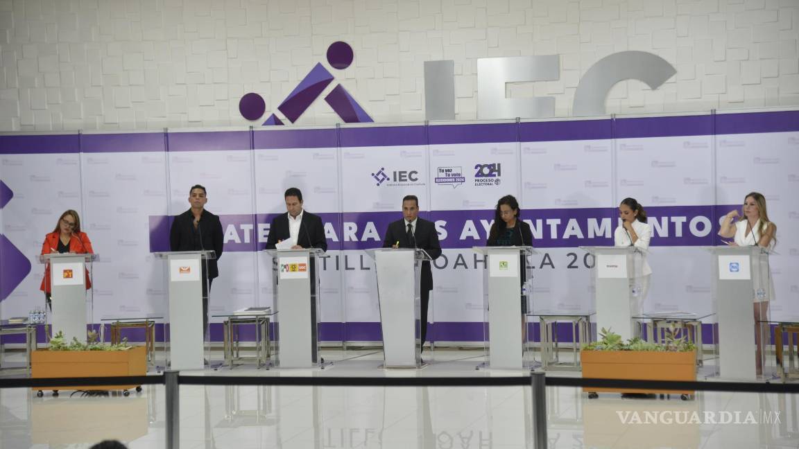 $!La participación de Elisa Villalobos en el debate fue apenas su segunda aparición pública dentro de las campañas.