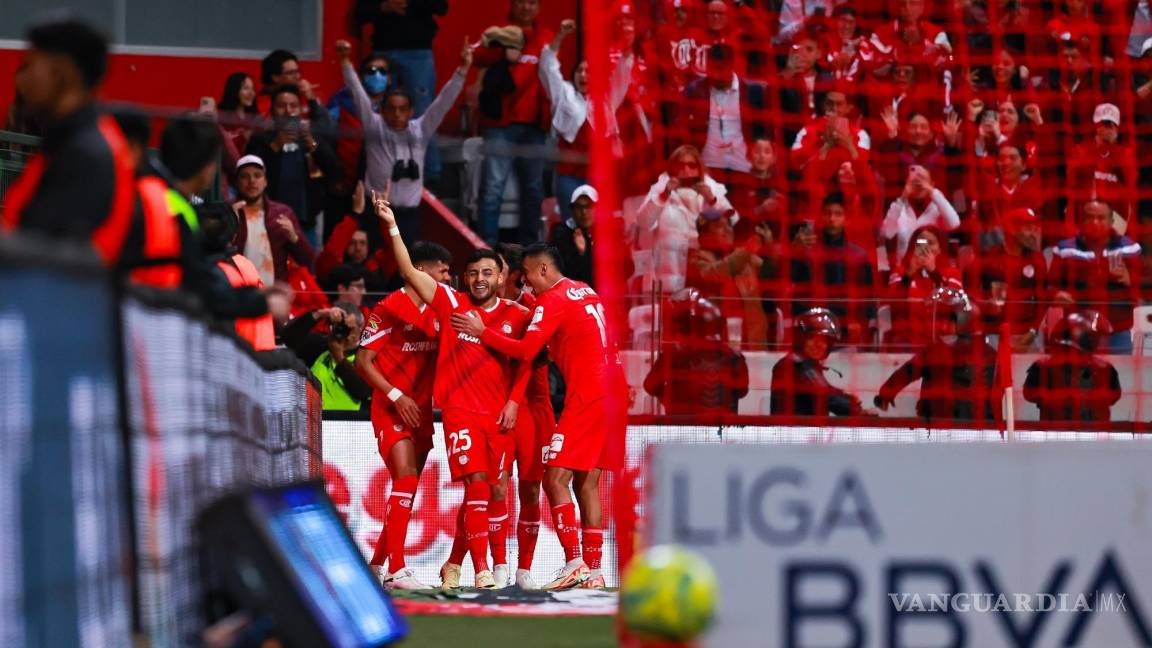 ¡Alexis Vega anota con el Toluca! Los Diablos Rojos ‘arrastran al Infierno’ al León con un 4-1
