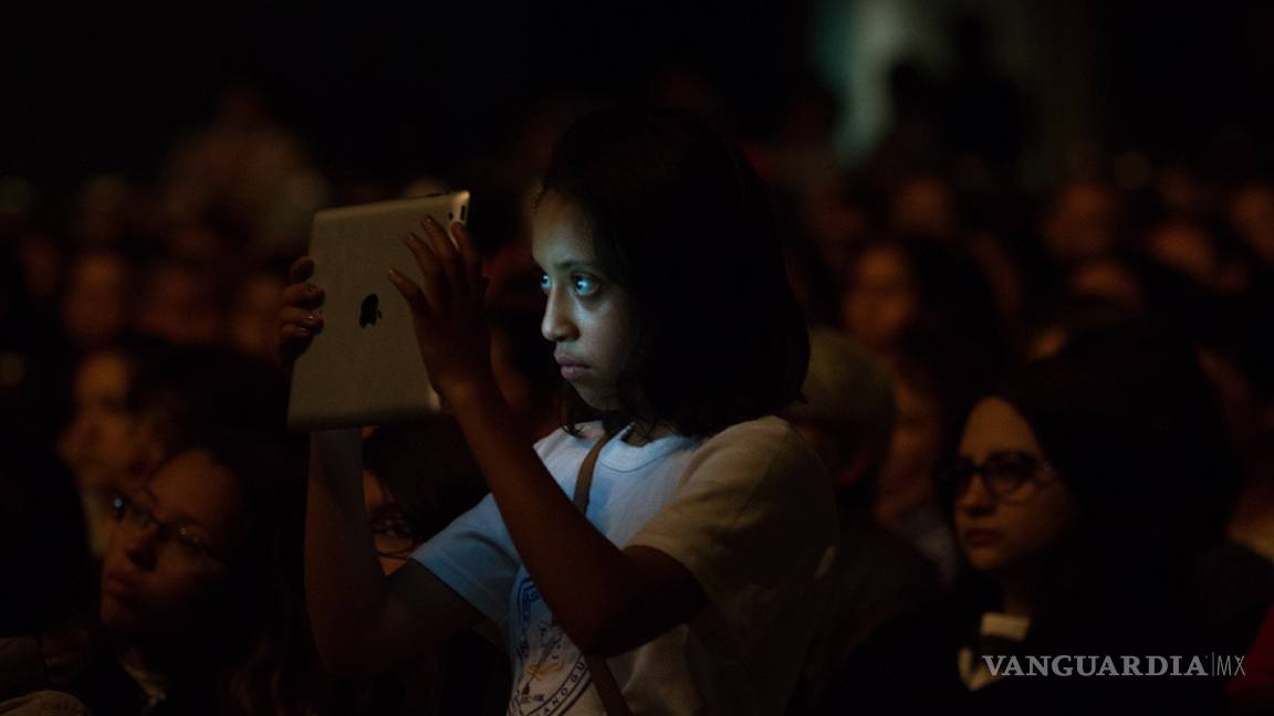 $!Cómo el smartphone cambió la formación de los centennials