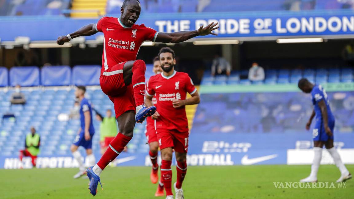 Liverpol no frena su buen paso y derrota al Chelsea en Stamford Bridge