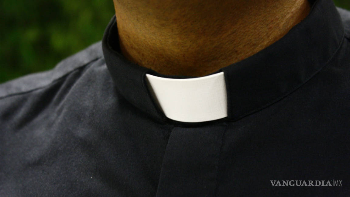 Proponen incluir a sacerdotes en Código Penal de la CDMX para poder sancionarlos