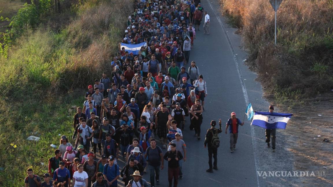 Coordinan respuesta a caravana migrante anunciada desde Honduras para esta semana