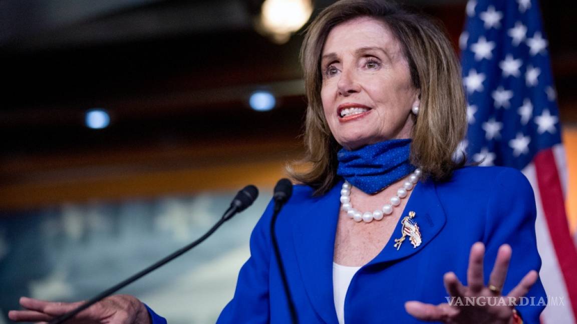 Nancy Pelosi decreta el uso obligatorio de cubrebocas en la Cámara Baja de EU