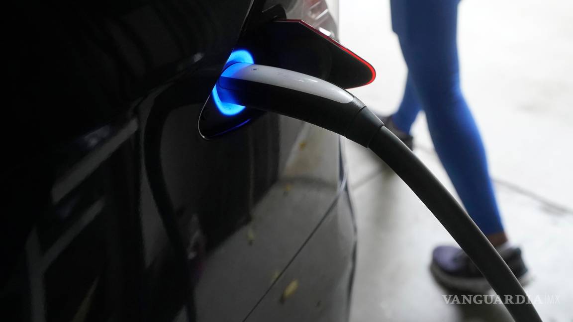 $!Con la ayuda de la IA es posible poder programar que la carga sea más eficiente de vehículos eléctricos.