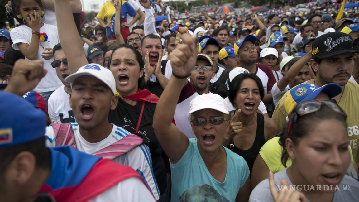Chavistas abrieron fuego contra manifestantes opositores en Venezuela: al menos 5 heridos