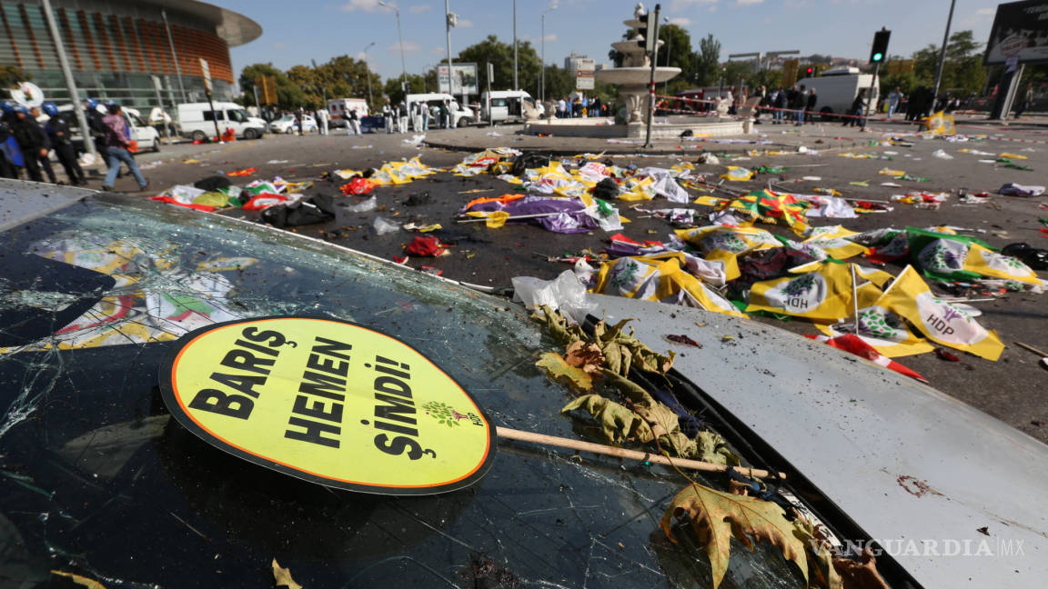 Suman 86 muertos por atentado contra una marcha por la paz en Turquía