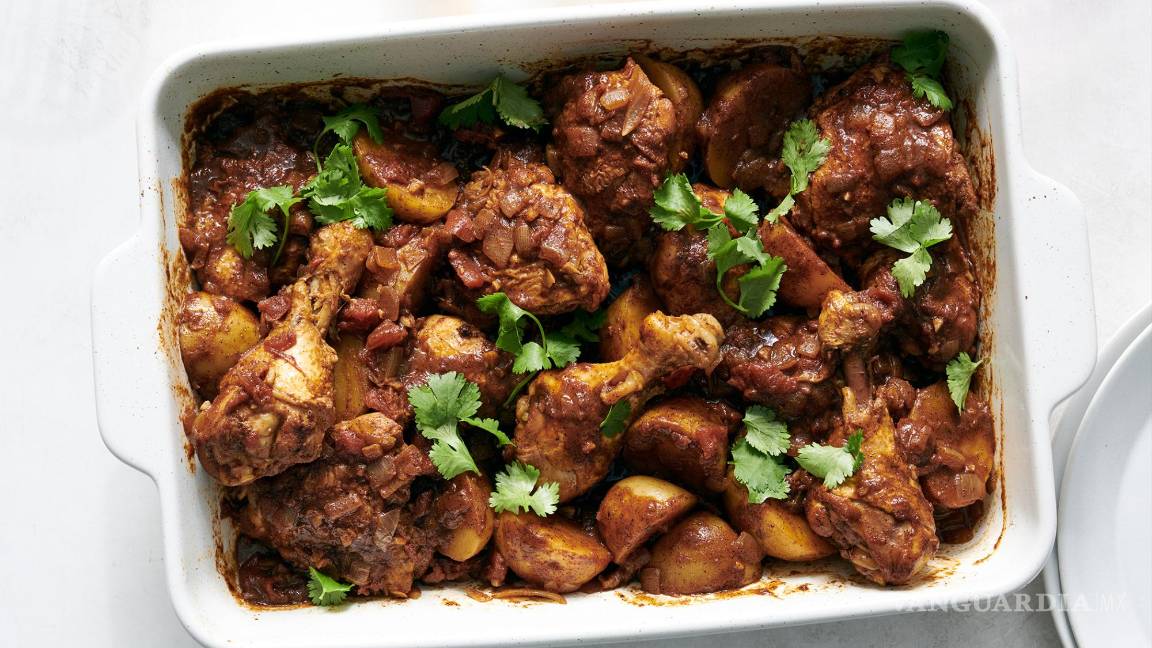 $!Prepare el plato con un día de anticipación, si puede; cuanto más tiempo permanezca en la salsa, más profundo será el sabor.