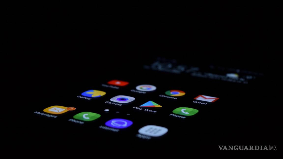 $!El teléfono les dará a nuestros hijos una sensación de independencia, aunque los localizadores telefónicos nos permitan saber exactamente dónde están.