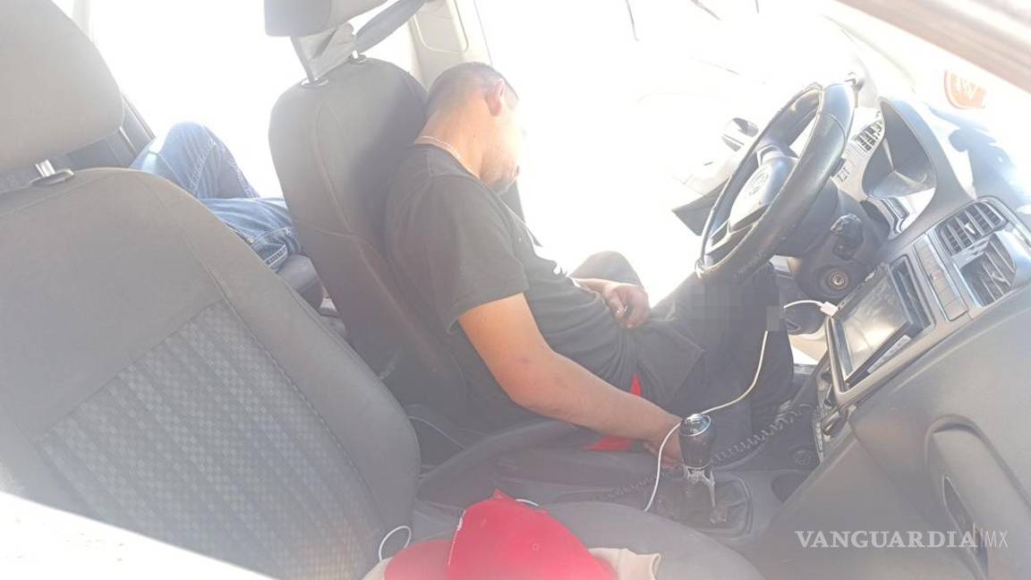 $!Rafa Navarro, propietario del taxi, dijo que no se hacía responsable de la conducta del conductor.