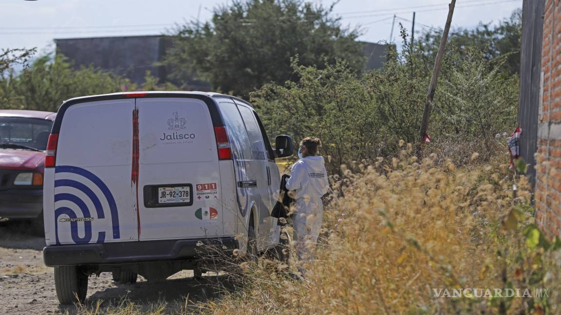 Encuentran 131 cuerpos en fosa de Jalisco