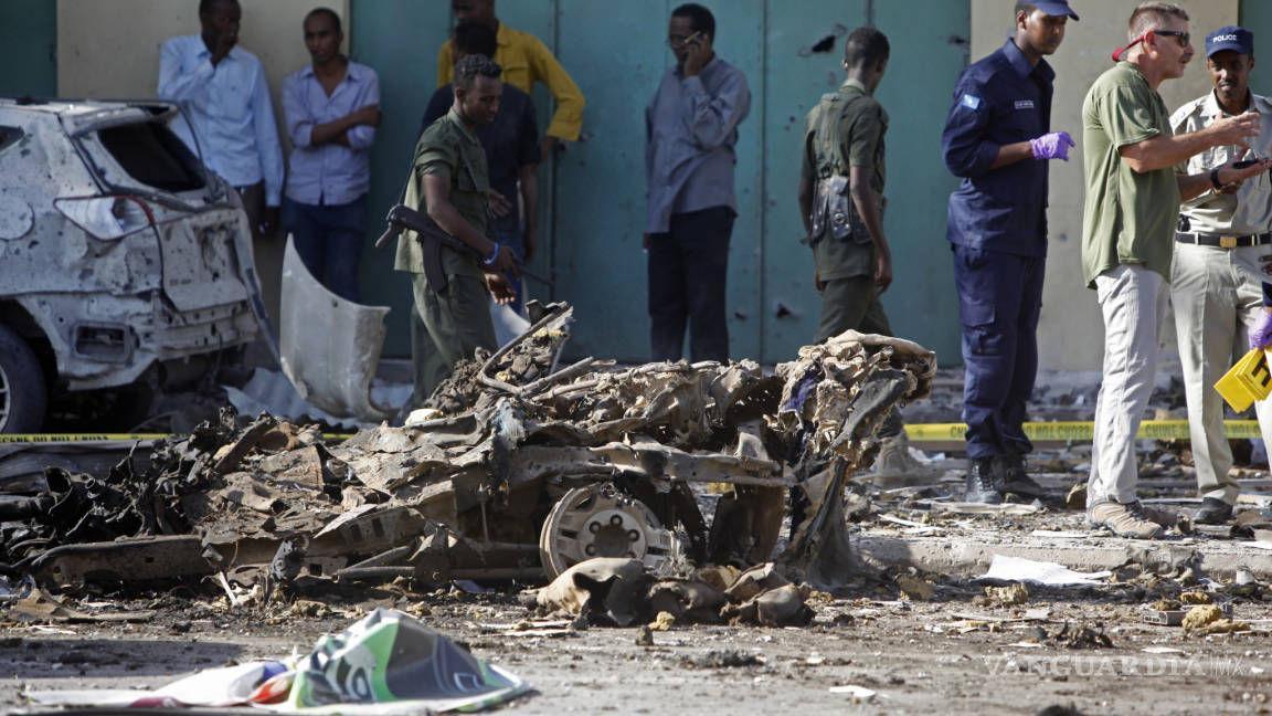 Atentado contra un gobernador de Somalia deja al menos 9 muertos