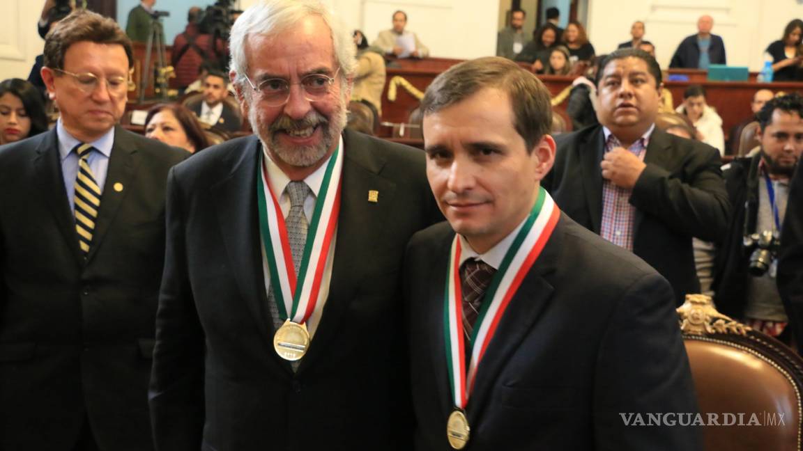 Reciben UNAM y Colmex la Medalla al Mérito Ciudadano 2016