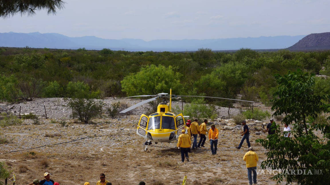 AHMSA facilitó un helicóptero para el combate de incendios forestales en Monclova y la Región Centro