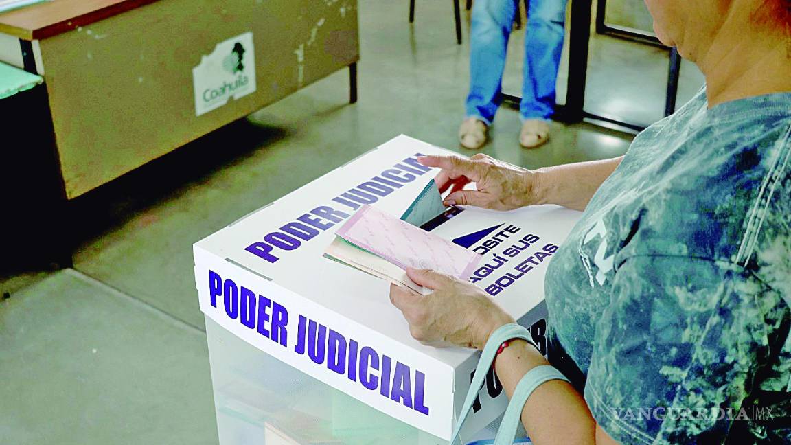 $!María Guerrero Rangel acudió a votar convencida de que el Poder Judicial necesita una transformación profunda y expresó su respaldo a los cambios impulsados por la presidenta Claudia Sheinbaum.