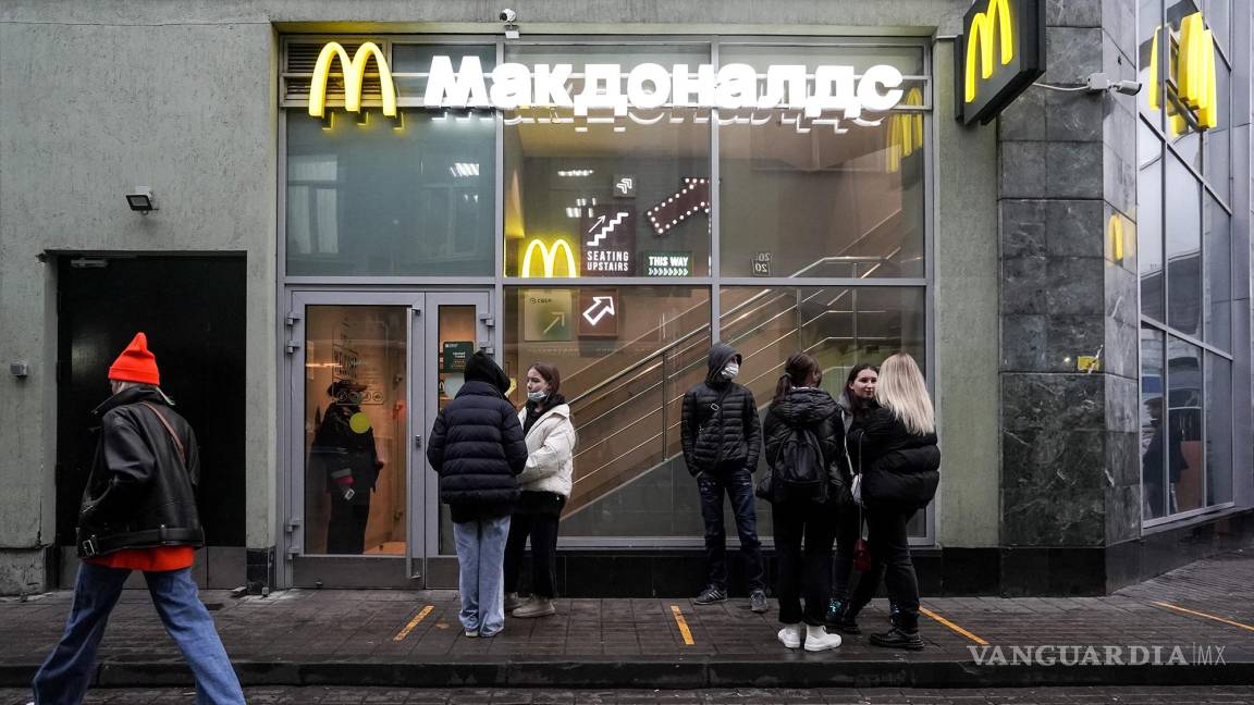 ¡Ya no habrá Cajita Feliz en Rusia! McDonald’s cerrará 850 restaurantes