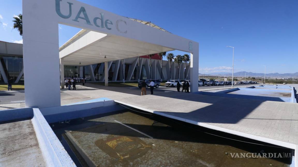 ‘Confíen en la UAdeC, estamos haciendo bien las cosas’, dice rector en tomas de protesta de nuevas directoras