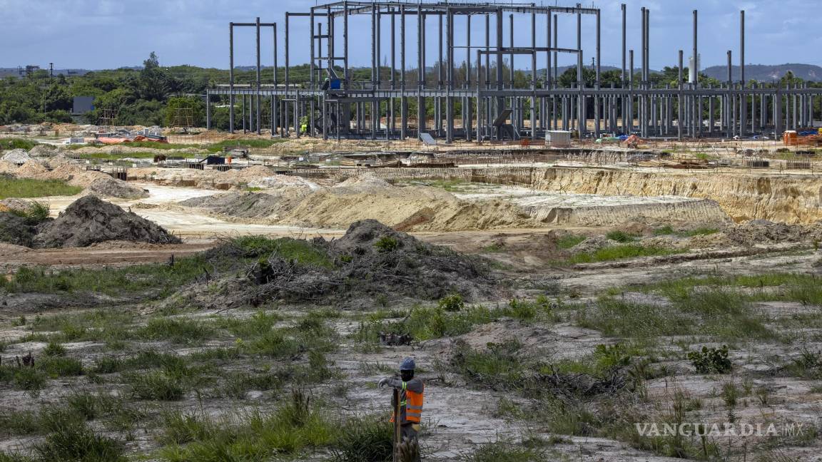 $!Construcción de la fábrica de BYD en Camaçari, Brasil. A BYD se le ofrecieron varios incentivos para hacerse cargo del sitio, anteriormente ocupado por Ford