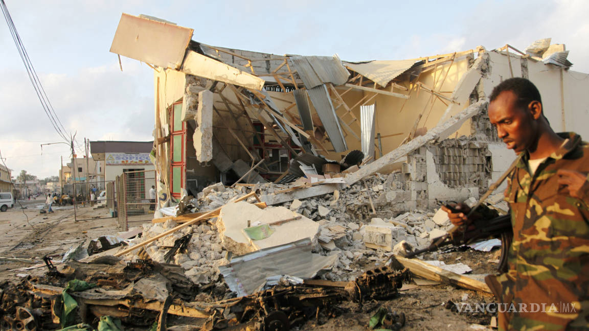 Mueren al menos 22 personas en ataque contra hotel en Somalia