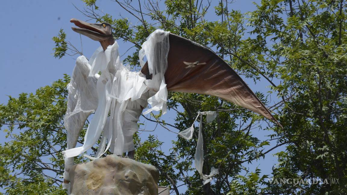 $!Son 10 réplicas de distintas especies de dinosaurios las que se exhiben.