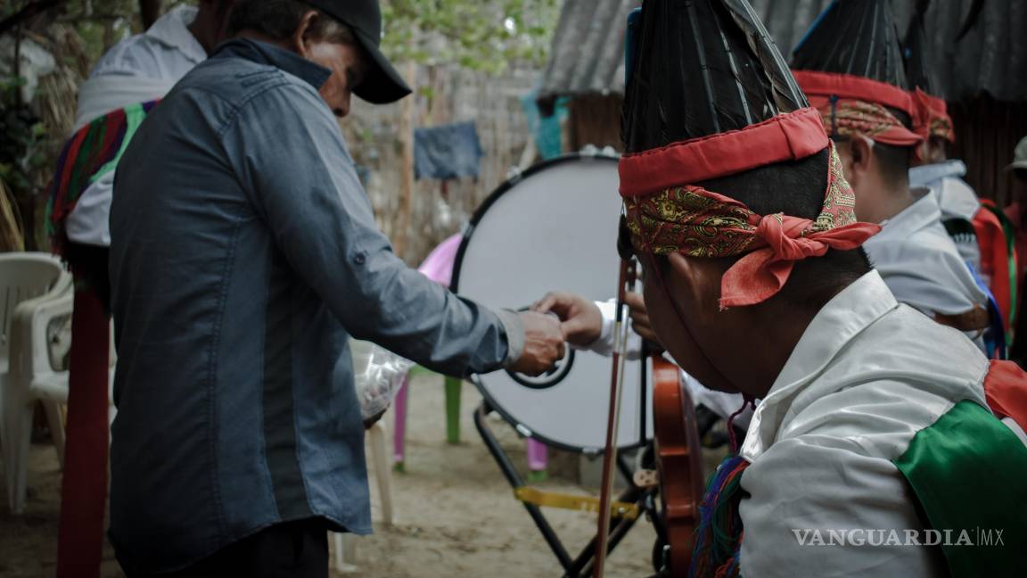 $!Danza de los mailünts, Foto cortesía de Hugo Burgos.