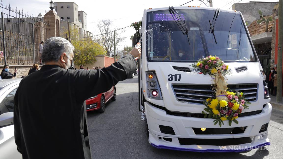 $!Peregrinación de Transportistas en el Santuario de la virgen, como parte de los festejos por la celebración del 12 de diciembre.