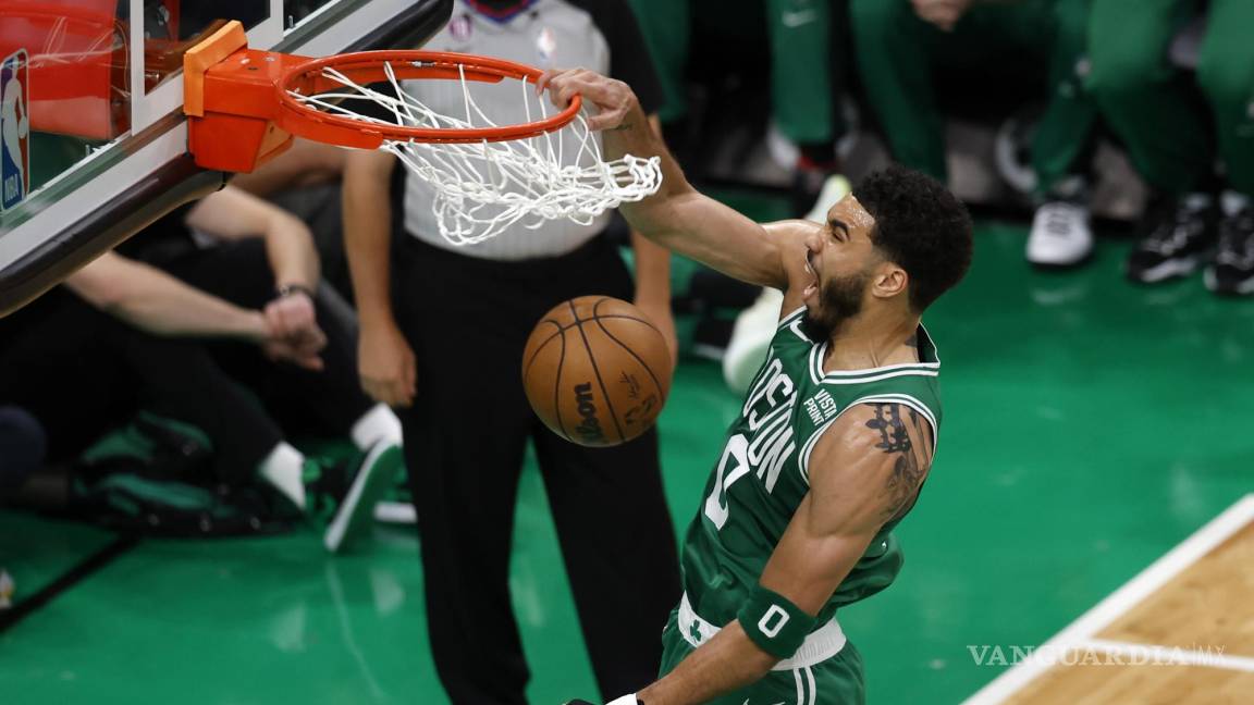 Jayson Tatum lleva a los Celtics a un sexto juego ante el Heat