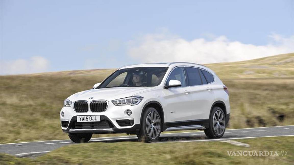 $!BMW X1 ya disponible en México, eficiencia y confort con motor de tres cilindros