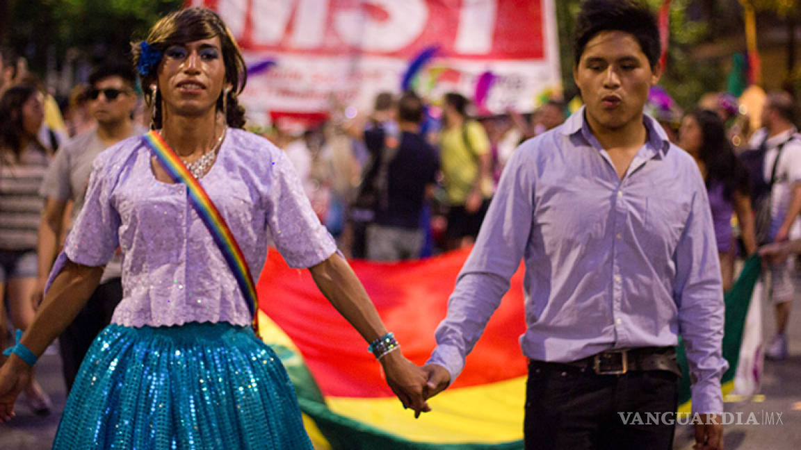 Tribunal de Bolivia declara ilegal matrimonio entre personas del mismo sexo