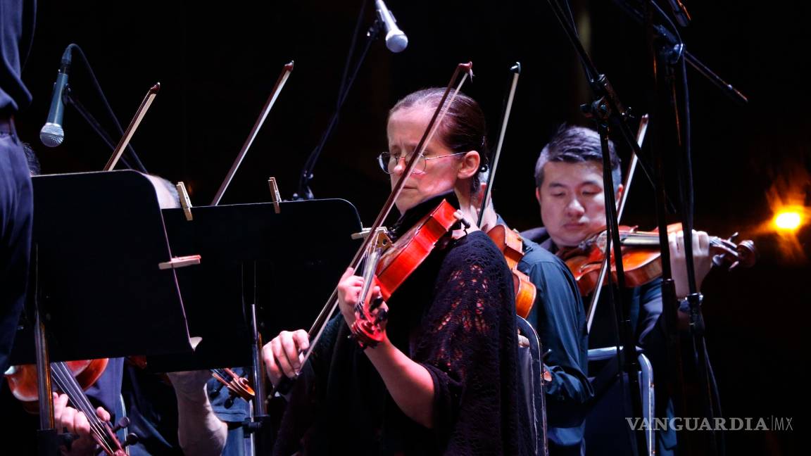 $!La procesión del silencio se apodera de Viesca