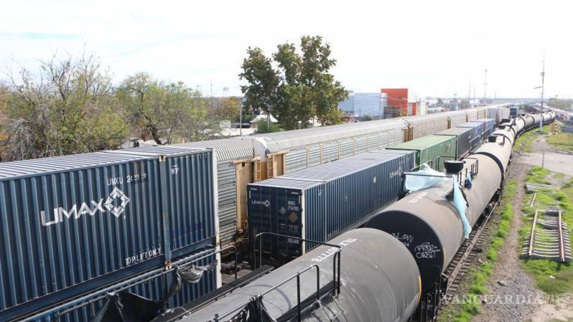 $!La crisis migratoria que se registra en la frontera de Eagle Pass y Piedras Negras, está colapsando a la economía regional.