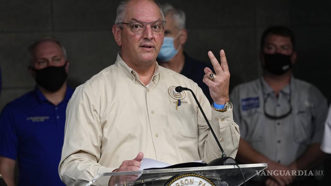 $!John Bel Edwards, gobernador de Luisiana, habla de dos muertos durante una conferencia de prensa sobre los efectos del huracán Ida en Gretna, Luisiana. AP/David J. Phillip
