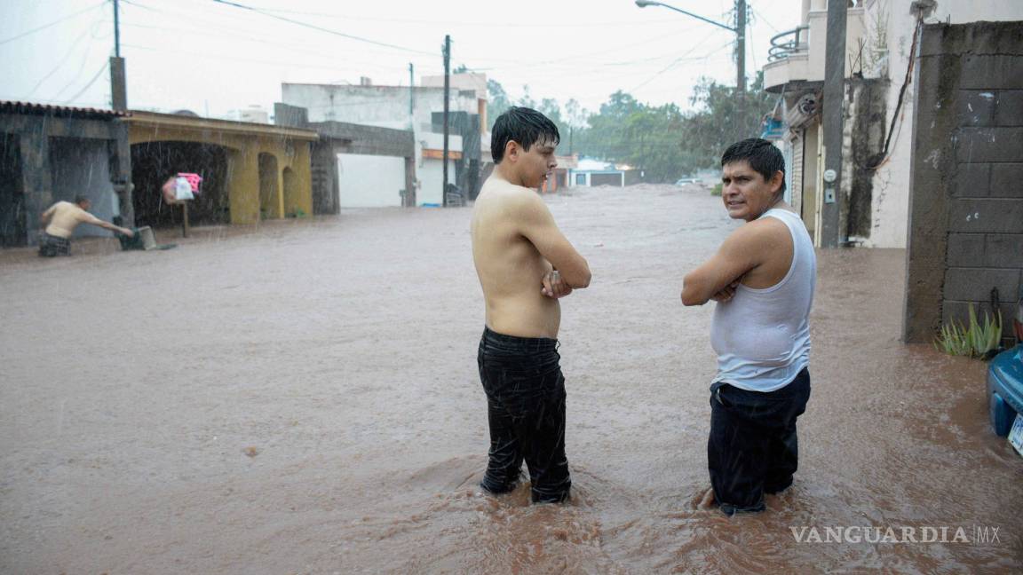 $!Golpean fuertes lluvias a Sonora, Sinaloa y Baja California Sur