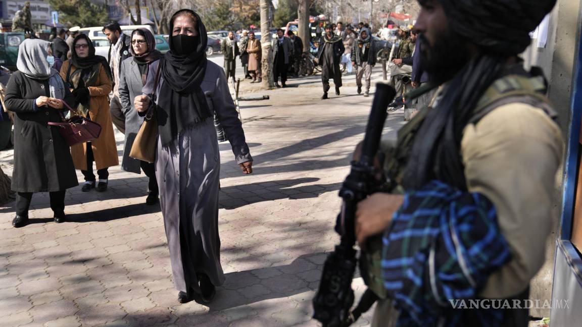 Talibán: Más seguridad y pobreza