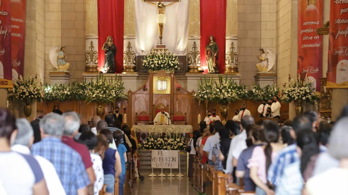 Monaguillos, una tradición litúrgica que no pasa de moda en Saltillo