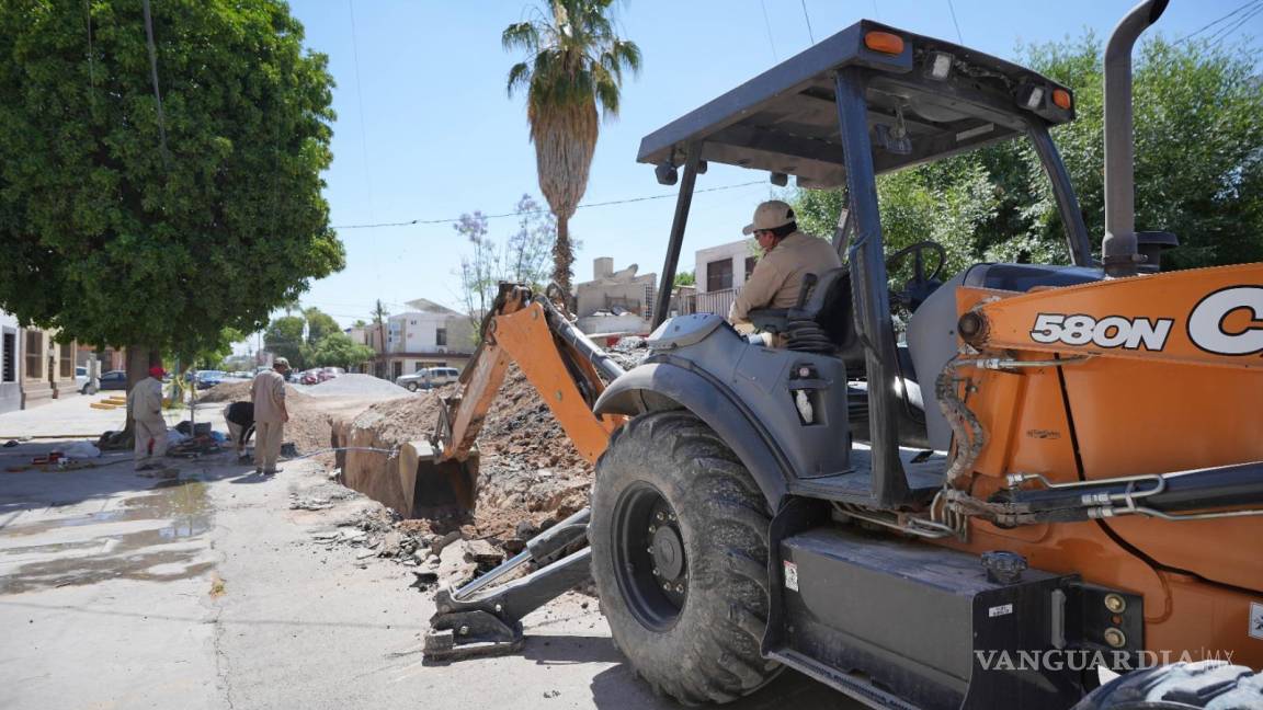 SIMAS Torreón realiza trabajos de reposición en colector de la zona Centro